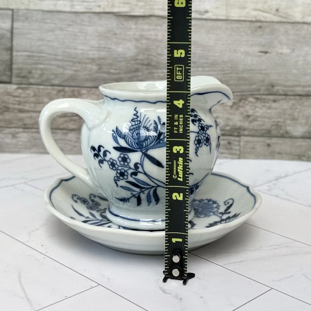 Blue Danube Blue Onion Tea Coffee Cups, Creamer And Vegetable Plate Lot Japan